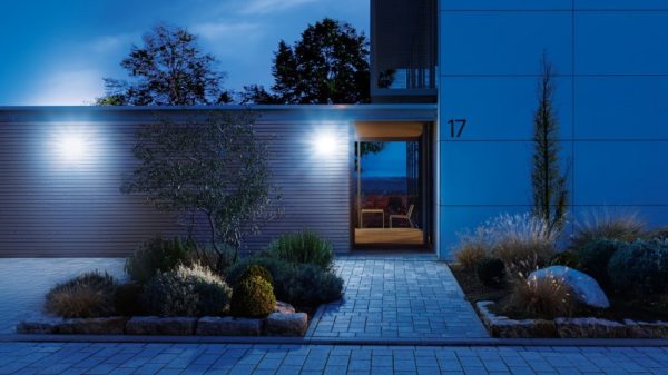 Naświetlacz LED 13,7W Steinel XLED home 2 z czujnikiem czarny - obrazek 2